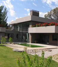Casa Kazemzadeh